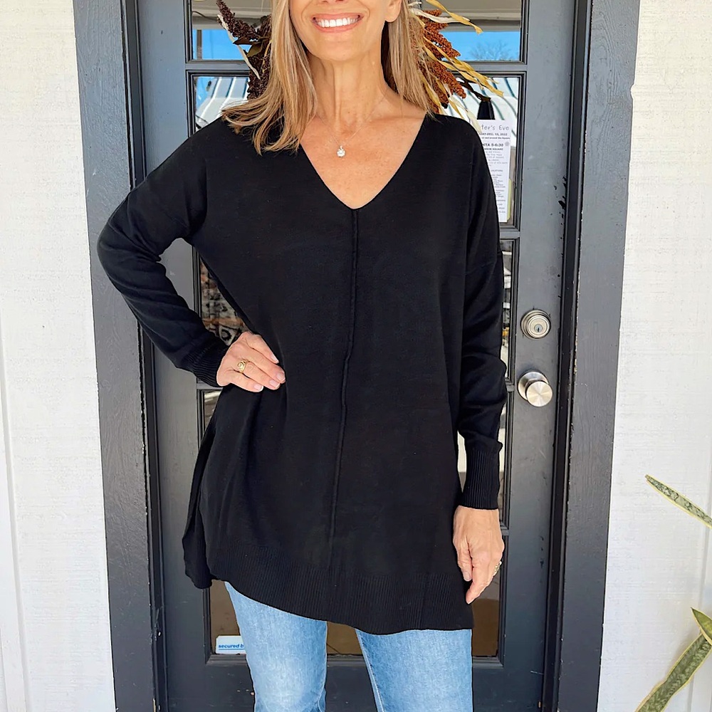 🎉SALE🎉🆕🖤PINK LILY: BLACK Front Seam Sweater Top LARGE